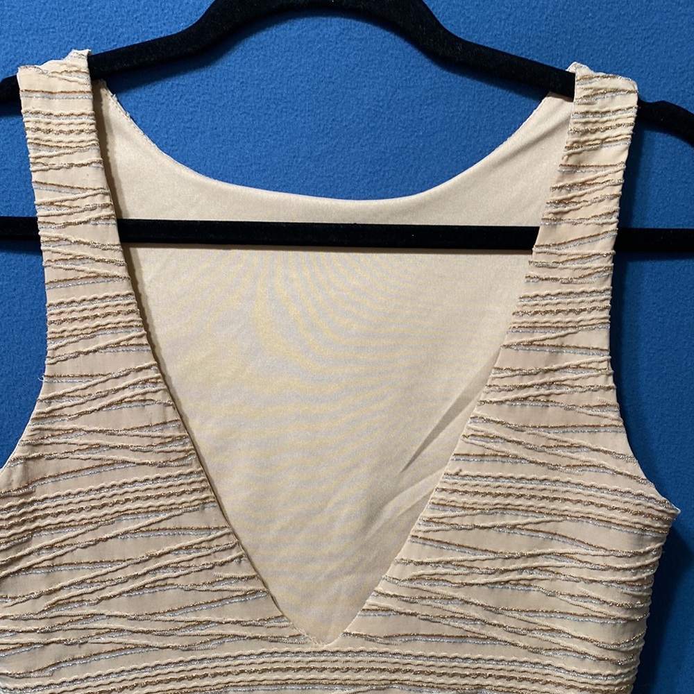 Open back lurex shine top half lining and side slits used size M Hotkiss - Picture 6 of 16